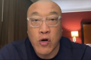 马健:活塞立场一直是想用非顶薪长期留住杜伦 就怕明夏白白失去